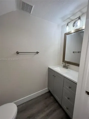 7319 NW 174th Terrace Hialeah FL 33015