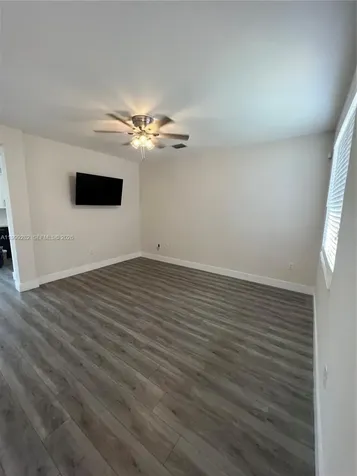 7319 NW 174th Terrace Hialeah FL 33015