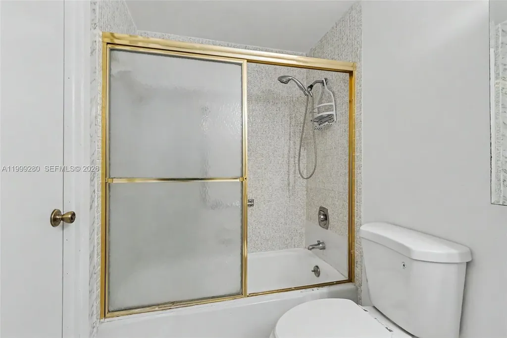 4330 Hillcrest Drive Hollywood FL 33021