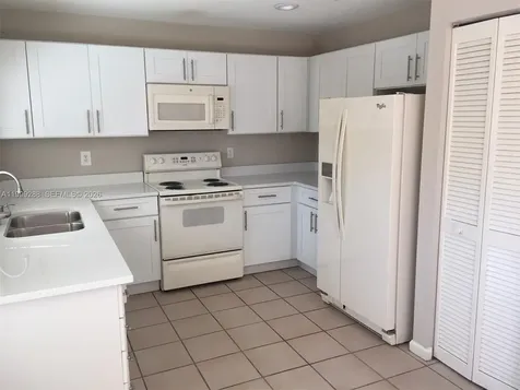 9721 SW 155 Avenue Miami FL 33196