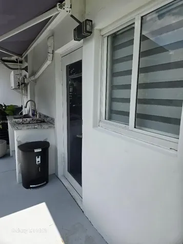 Miami FL 33175