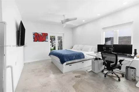 524 Warren Lane Key Biscayne FL 33149