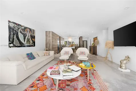 524 Warren Lane Key Biscayne FL 33149