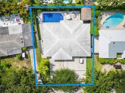 524 Warren Lane Key Biscayne FL 33149