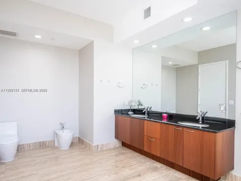 15901 Collins Avenue Sunny Isles Beach FL 33160