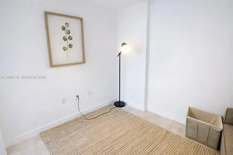 31 SE 6th Street Miami FL 33131