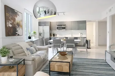 31 SE 6th Street Miami FL 33131