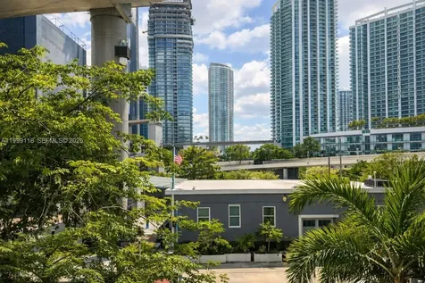 31 SE 6th Street Miami FL 33131