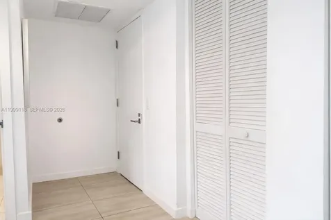 31 SE 6th Street Miami FL 33131