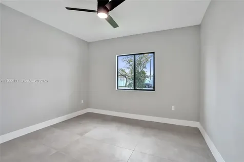 5241 SW 25th Street West Park FL 33023