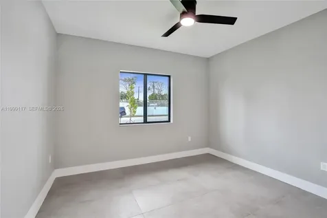 5241 SW 25th Street West Park FL 33023