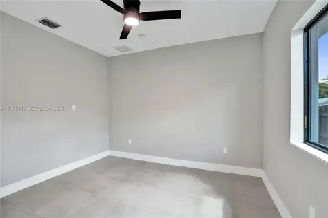 5241 SW 25th Street West Park FL 33023