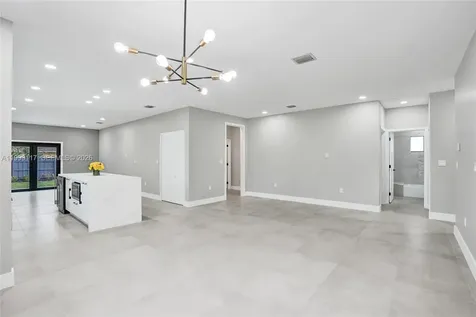 5241 SW 25th Street West Park FL 33023