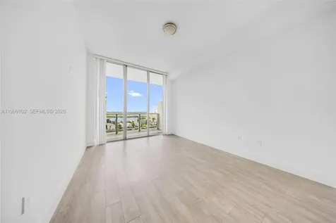 7928 East Drive North Bay Village FL 33141