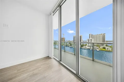 7928 East Drive North Bay Village FL 33141