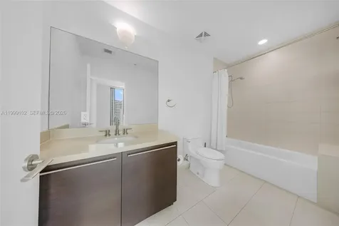 7928 East Drive North Bay Village FL 33141