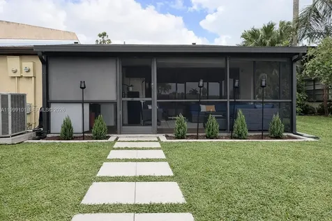 769 Banks Road Margate FL 33063
