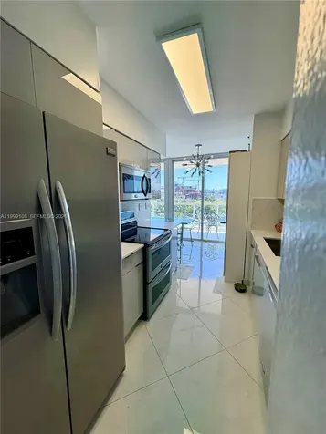 7330 Ocean Terrace Miami Beach FL 33141