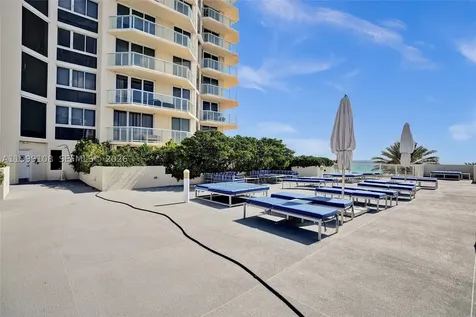7330 Ocean Terrace Miami Beach FL 33141