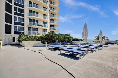 7330 Ocean Terrace Miami Beach FL 33141