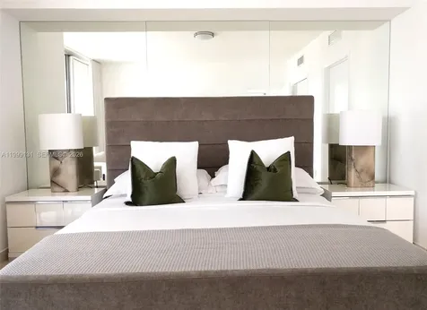 475 Brickell Avenue Miami FL 33131