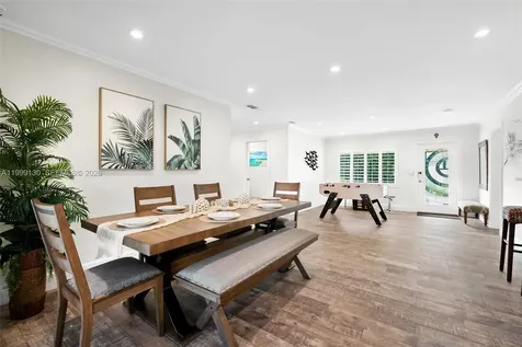 2255 SE 10th Court Pompano Beach FL 33062