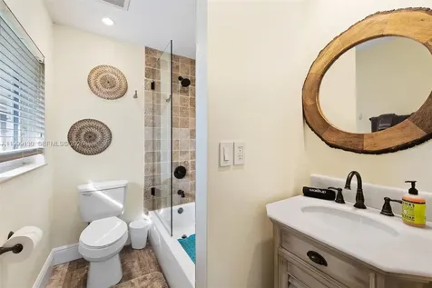2255 SE 10th Court Pompano Beach FL 33062