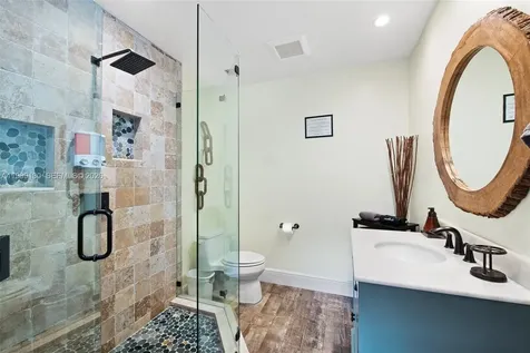 2255 SE 10th Court Pompano Beach FL 33062
