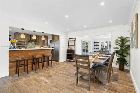 2255 SE 10th Court Pompano Beach FL 33062