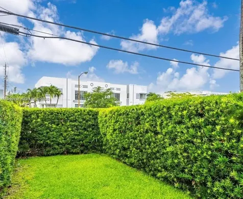3915 N Meridian Avenue Miami Beach FL 33140