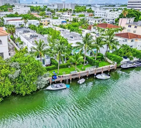 3915 N Meridian Avenue Miami Beach FL 33140