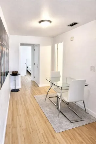 3915 N Meridian Avenue Miami Beach FL 33140