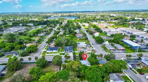 2736 NW 21st Avenue Oakland Park FL 33311