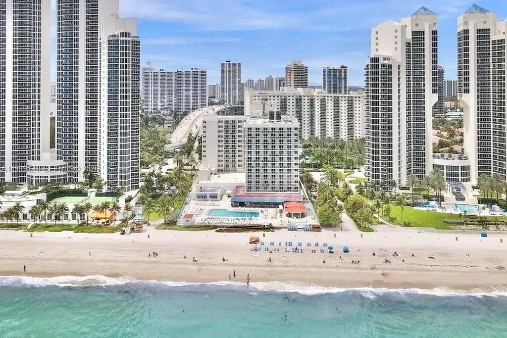 19201 Collins Avenue Sunny Isles Beach FL 33160