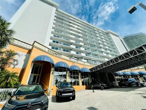 19201 Collins Avenue Sunny Isles Beach FL 33160