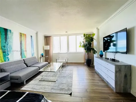 19201 Collins Avenue Sunny Isles Beach FL 33160