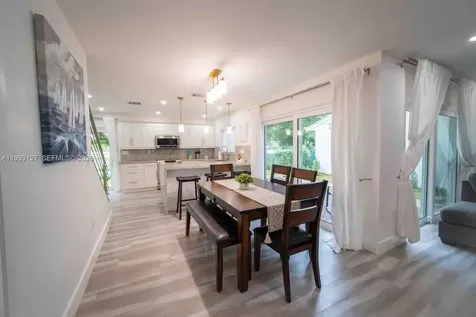 21761 SW 98th Place Cutler Bay FL 33190