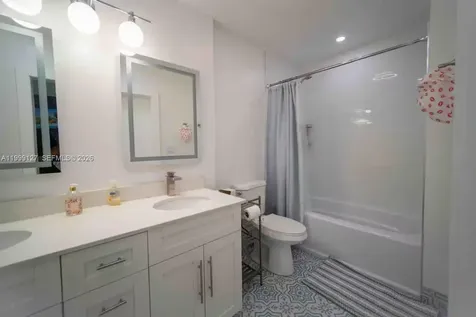 21761 SW 98th Place Cutler Bay FL 33190
