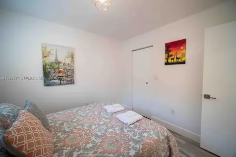 21761 SW 98th Place Cutler Bay FL 33190