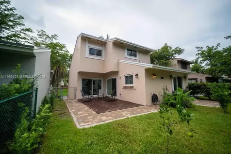 21761 SW 98th Place Cutler Bay FL 33190