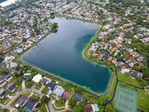 21761 SW 98th Place Cutler Bay FL 33190