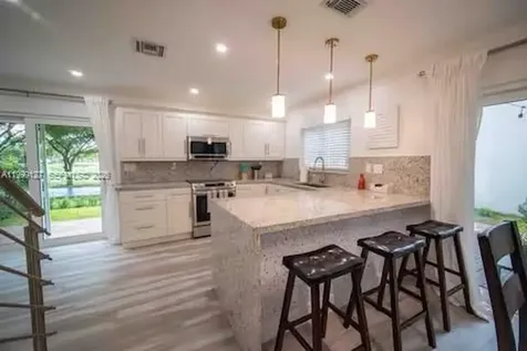 21761 SW 98th Place Cutler Bay FL 33190