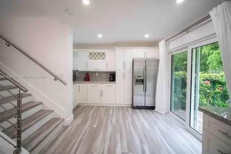 21761 SW 98th Place Cutler Bay FL 33190
