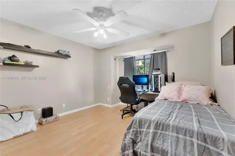3541 NW 99th Terrace Sunrise FL 33351