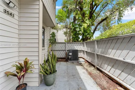 3541 NW 99th Terrace Sunrise FL 33351