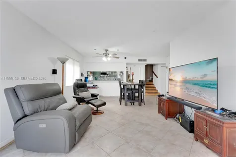 3541 NW 99th Terrace Sunrise FL 33351