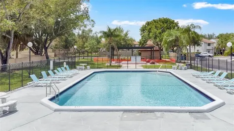 3541 NW 99th Terrace Sunrise FL 33351