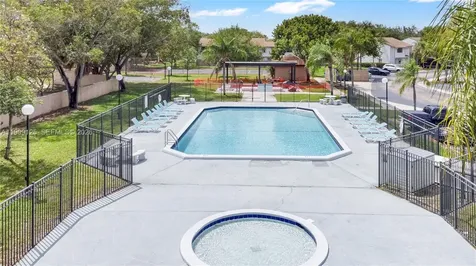 3541 NW 99th Terrace Sunrise FL 33351