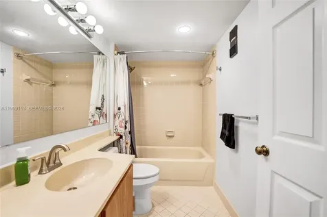 1526 Whitehall Drive Davie FL 33324