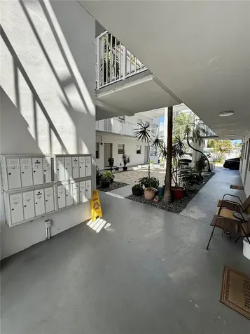1607 Arthur Street Hollywood FL 33020